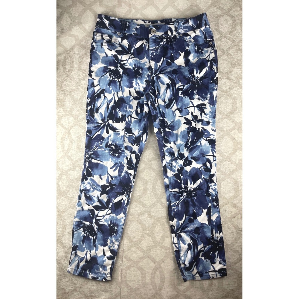 Chicos Platinum Denim Womens 1.5 US 10 Blue Floral Stretch Ankle Jeans NWOT